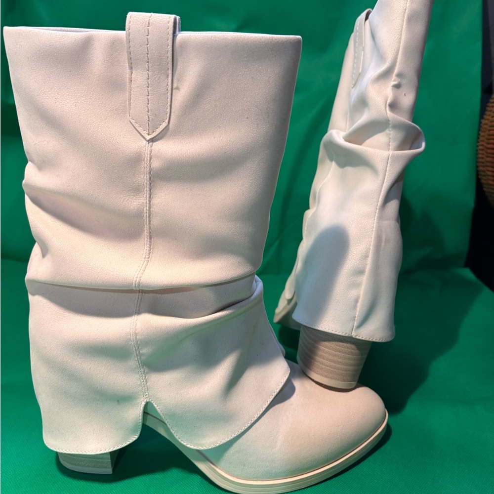 Mia Boots